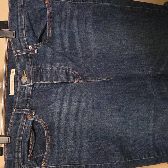 Womens LEVI jeans Size 18W - Picture 2 of 5